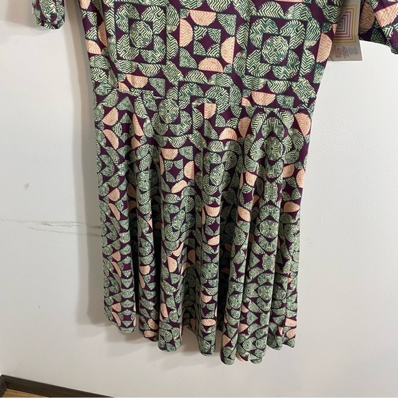 Lularoe Dress Green Pink Abstract Dress NEW XL Short Sleeve Midi - Picture 3 of 10